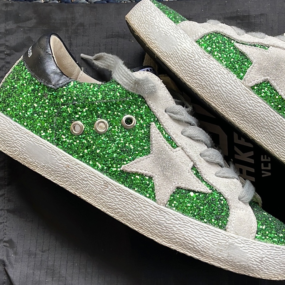 EUC ☘️ Golden Goose Green glitter superstars